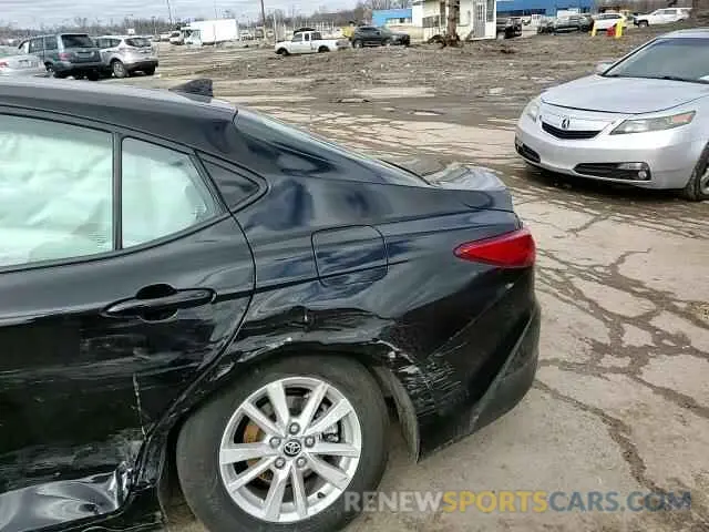 11 Photograph of a damaged car 4T1DAACKXSU073157 TOYOTA CAMRY 2025