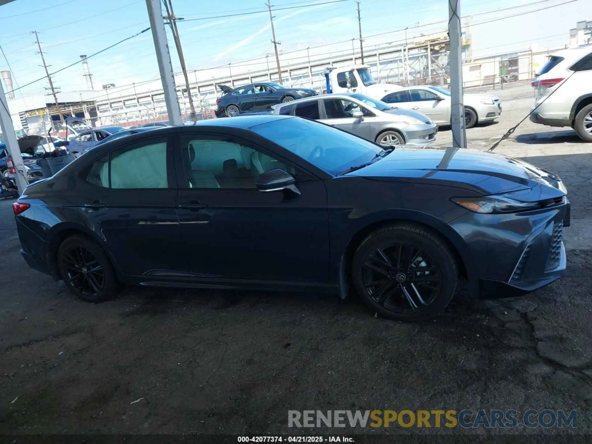 12 Photograph of a damaged car 4T1DAACKXSU119053 TOYOTA CAMRY 2025