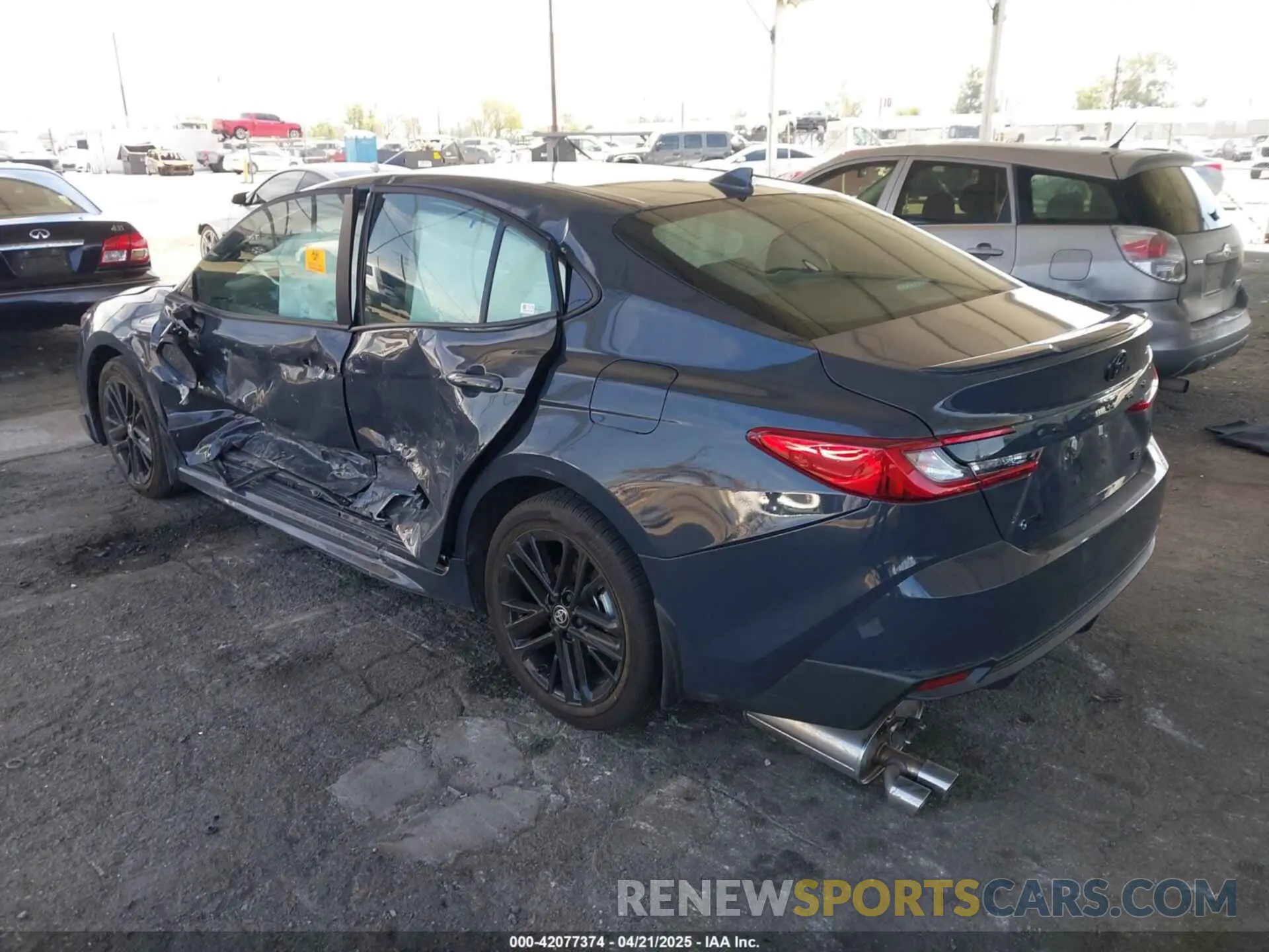 3 Photograph of a damaged car 4T1DAACKXSU119053 TOYOTA CAMRY 2025