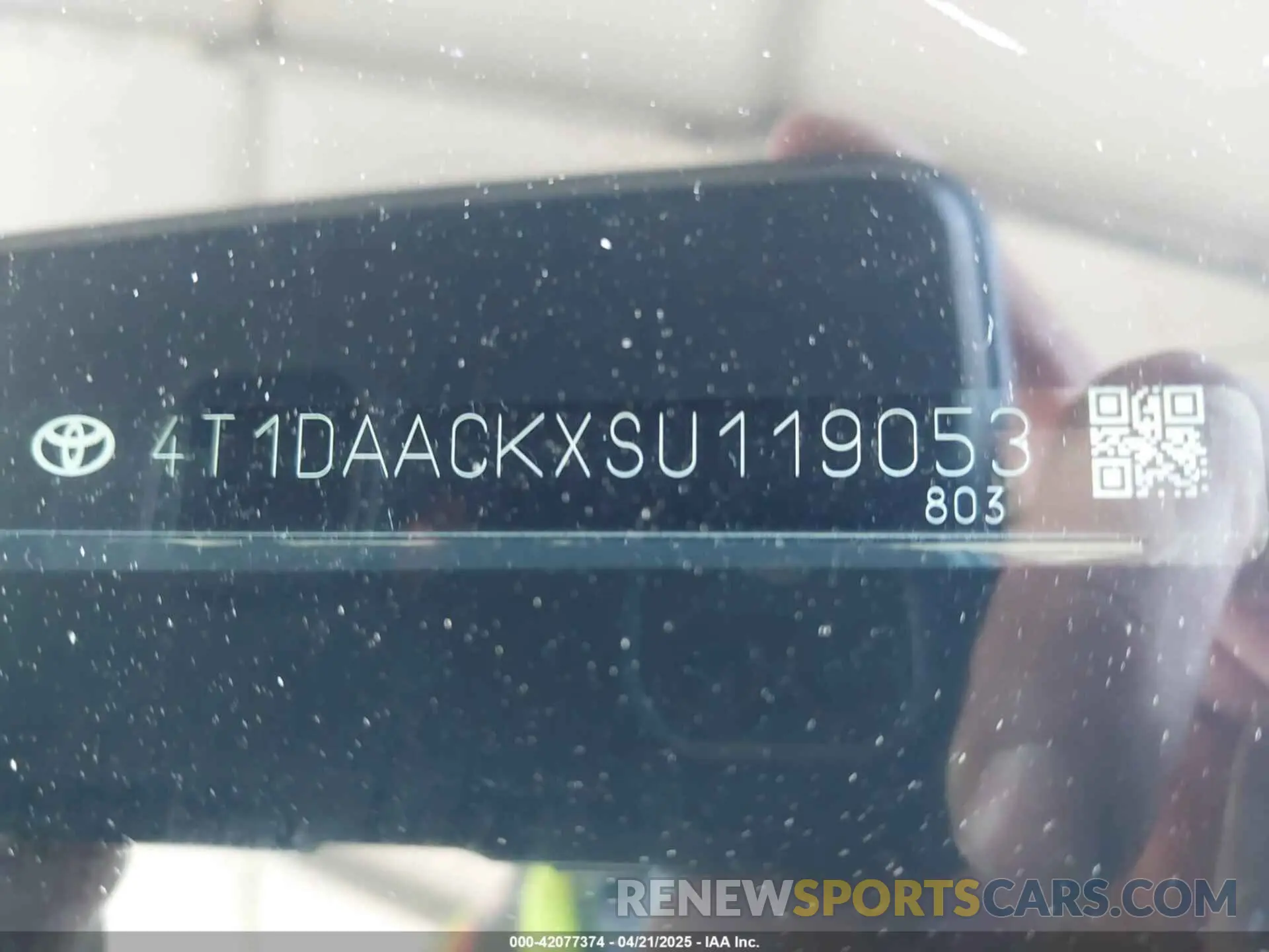 9 Photograph of a damaged car 4T1DAACKXSU119053 TOYOTA CAMRY 2025