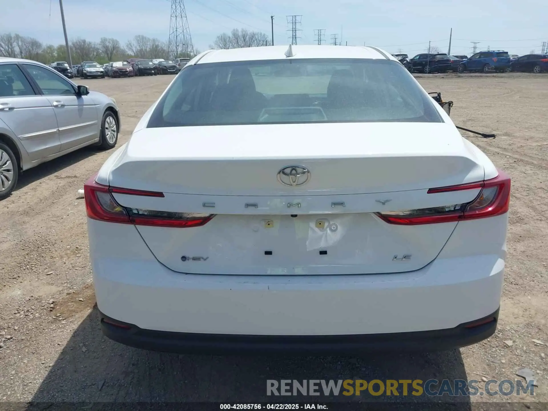 16 Photograph of a damaged car 4T1DAACKXSU131655 TOYOTA CAMRY 2025