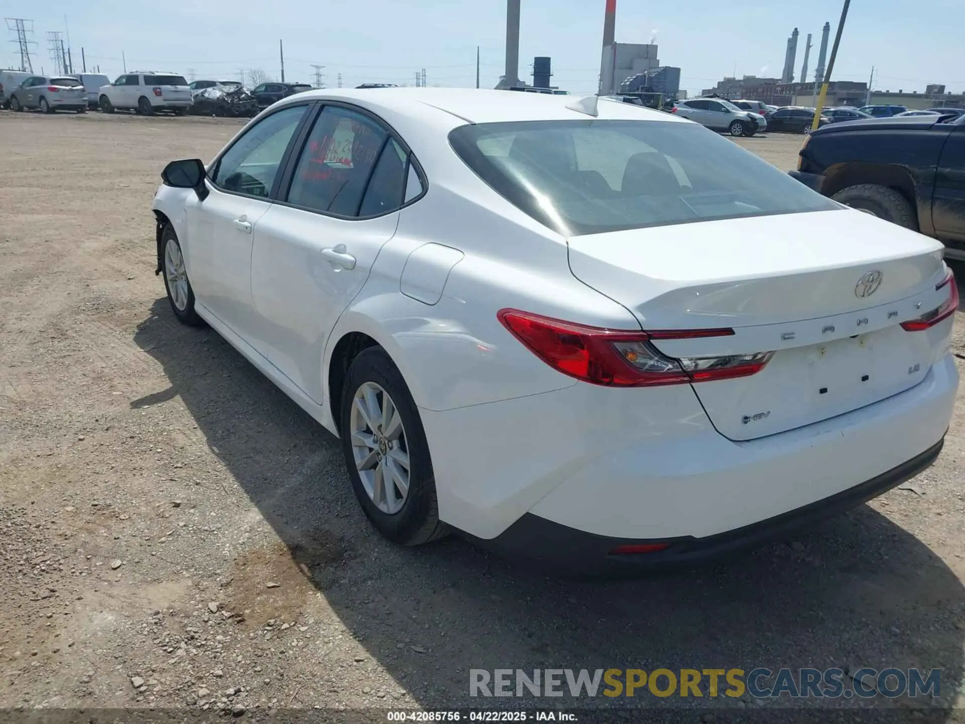 3 Photograph of a damaged car 4T1DAACKXSU131655 TOYOTA CAMRY 2025