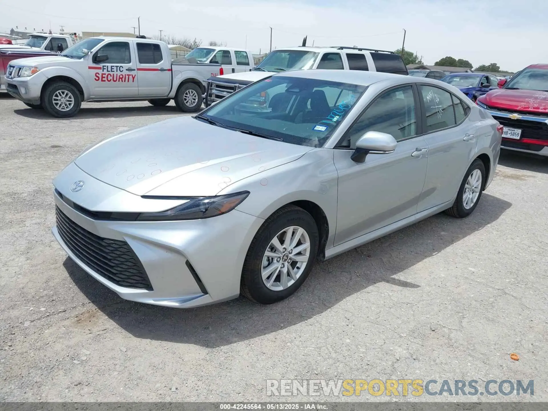 2 Photograph of a damaged car 4T1DAACKXSU137360 TOYOTA CAMRY 2025