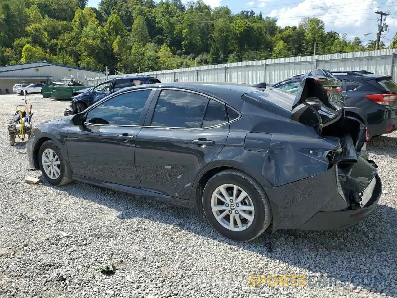 2 Photograph of a damaged car 4T1DAACKXSU503379 TOYOTA CAMRY 2025