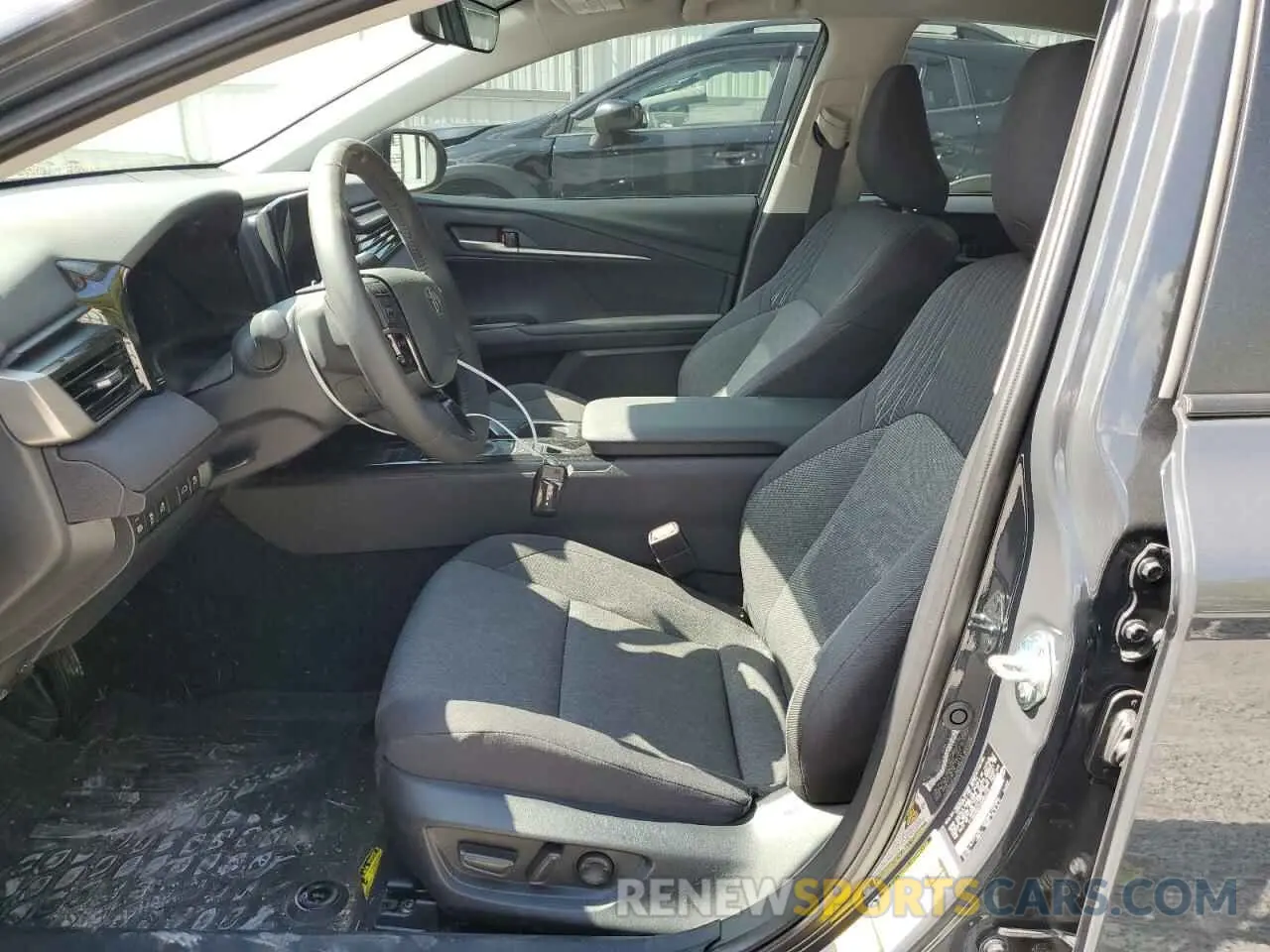 7 Photograph of a damaged car 4T1DAACKXSU503379 TOYOTA CAMRY 2025