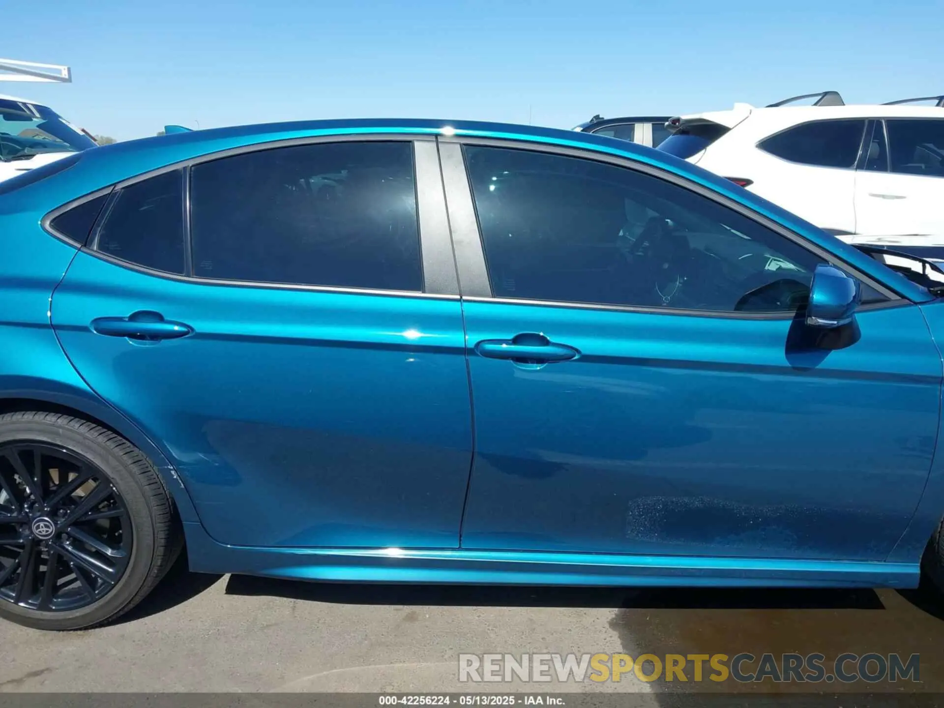14 Photograph of a damaged car 4T1DAACKXSU505309 TOYOTA CAMRY 2025