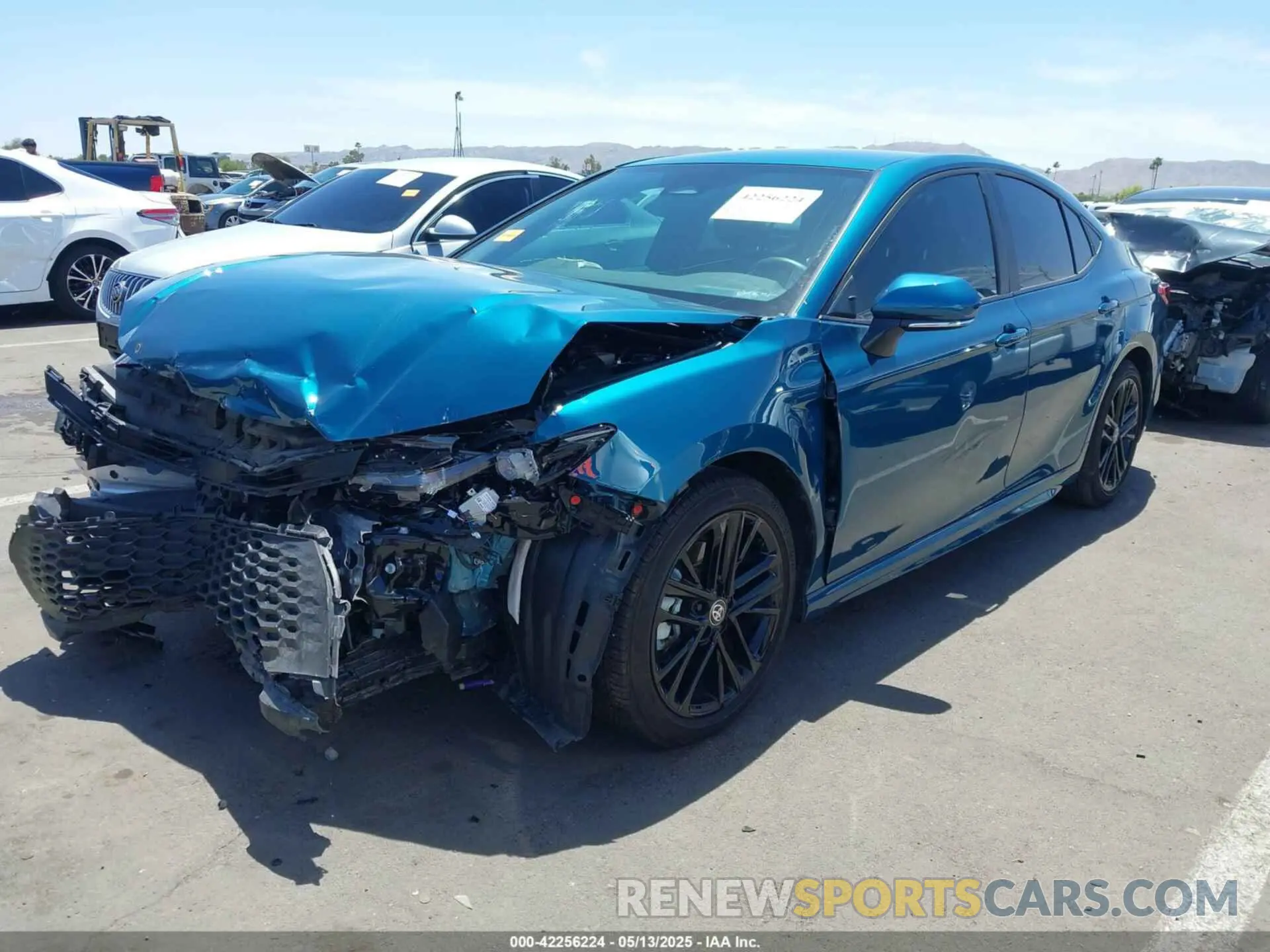 2 Photograph of a damaged car 4T1DAACKXSU505309 TOYOTA CAMRY 2025