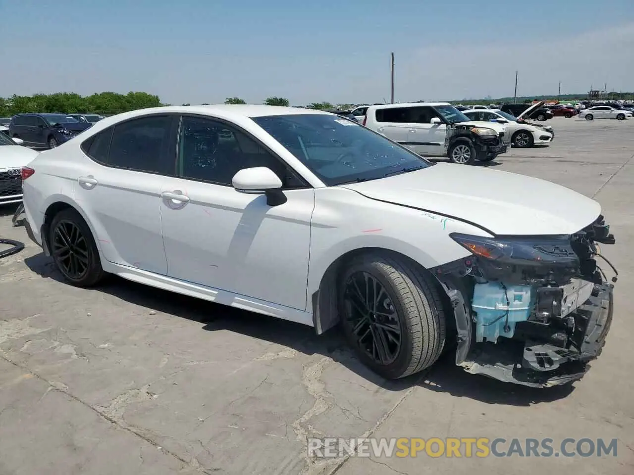 4 Photograph of a damaged car 4T1DAACKXSU511689 TOYOTA CAMRY 2025
