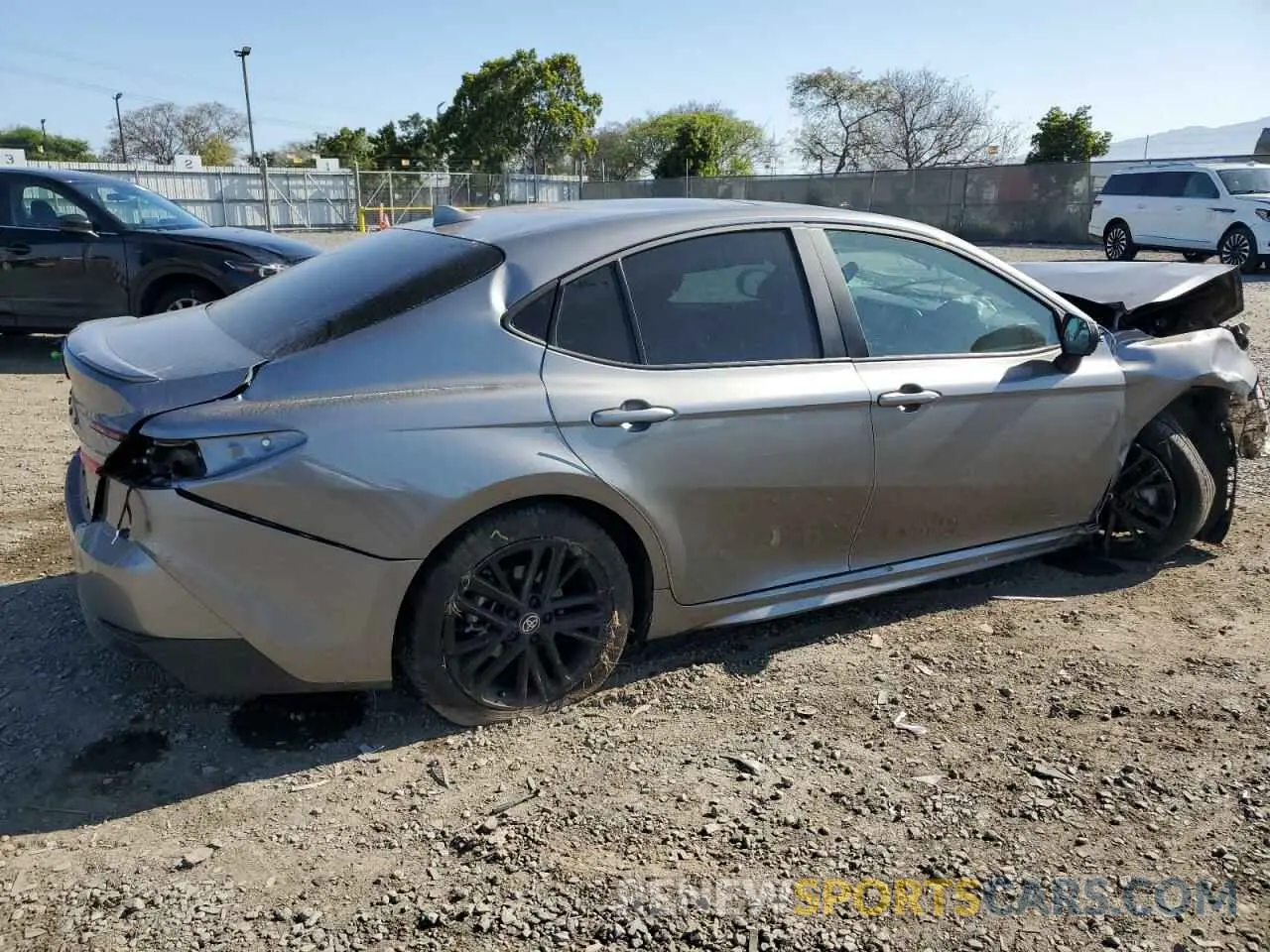 3 Photograph of a damaged car 4T1DAACKXSU517010 TOYOTA CAMRY 2025