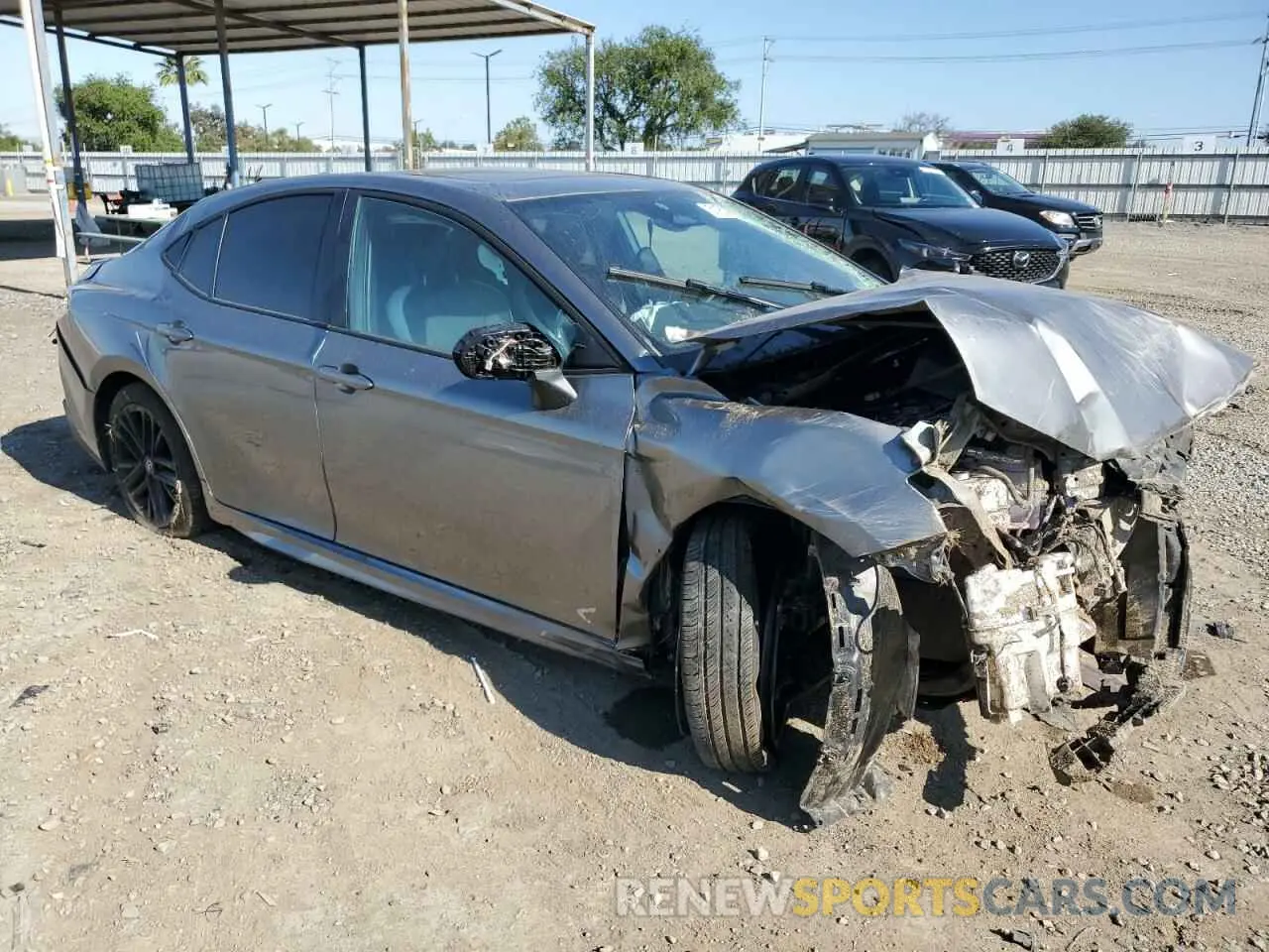 4 Photograph of a damaged car 4T1DAACKXSU517010 TOYOTA CAMRY 2025