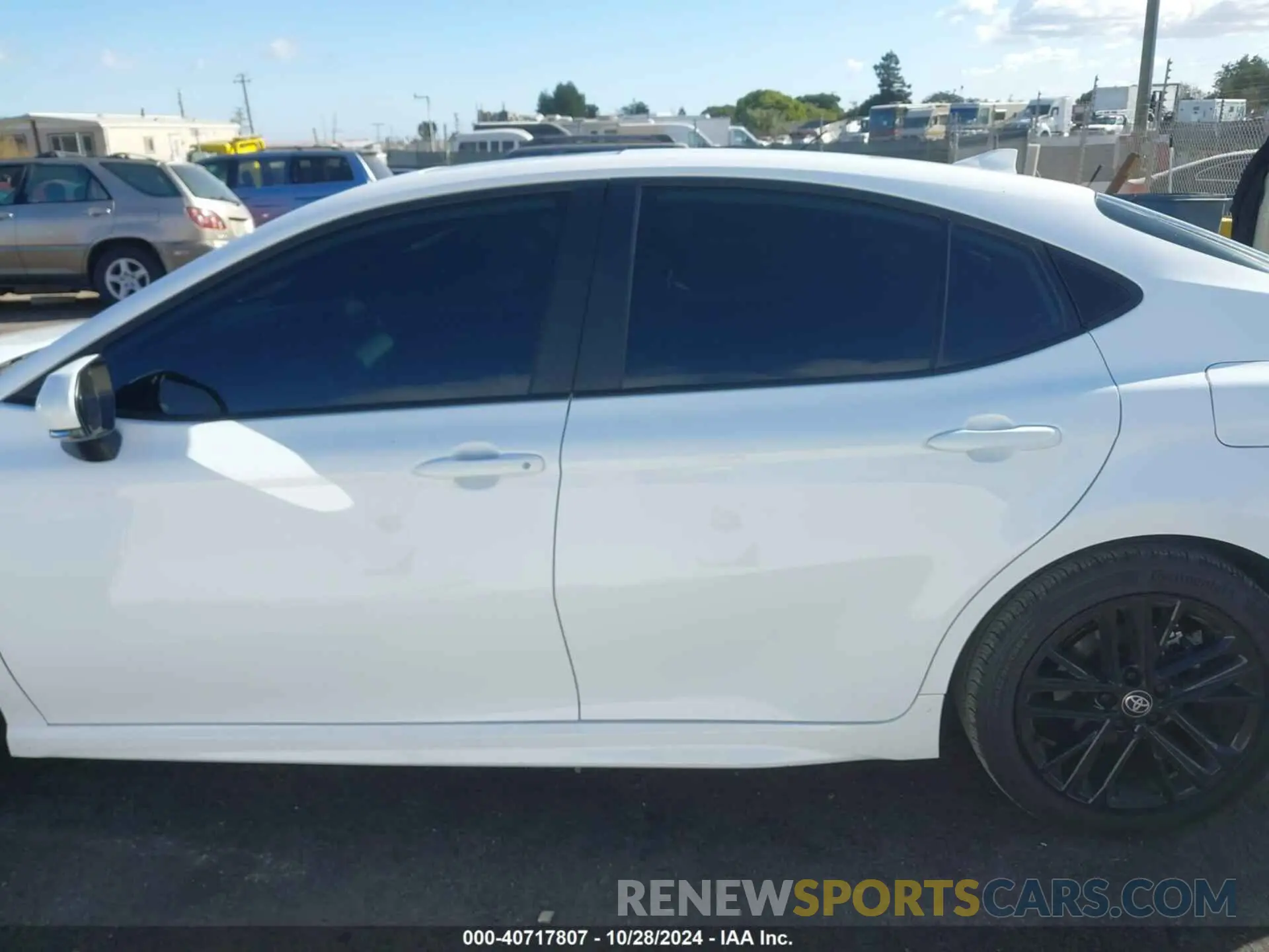 14 Photograph of a damaged car 4T1DAACKXSU517430 TOYOTA CAMRY 2025