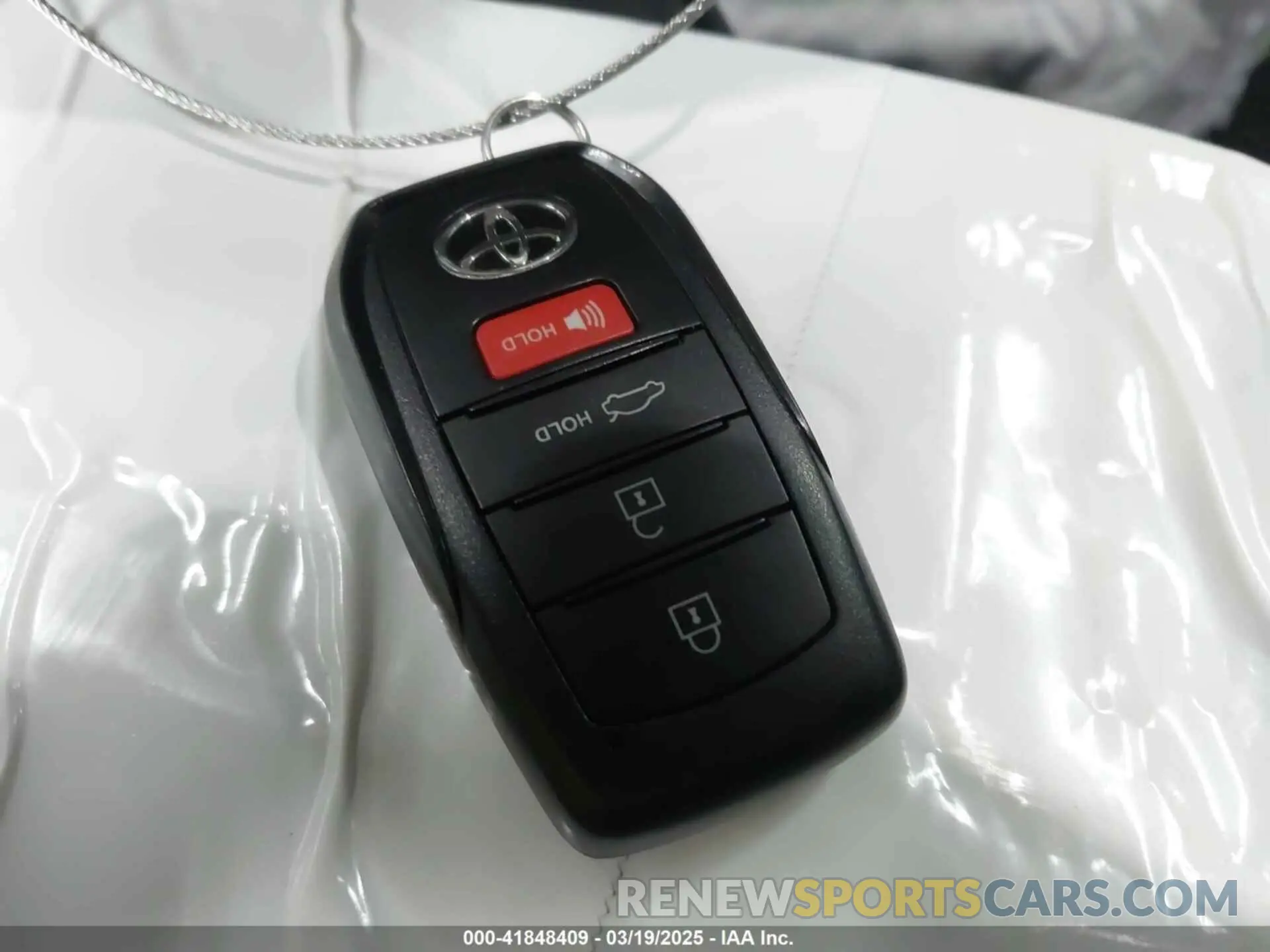 11 Photograph of a damaged car 4T1DAACKXSU520229 TOYOTA CAMRY 2025