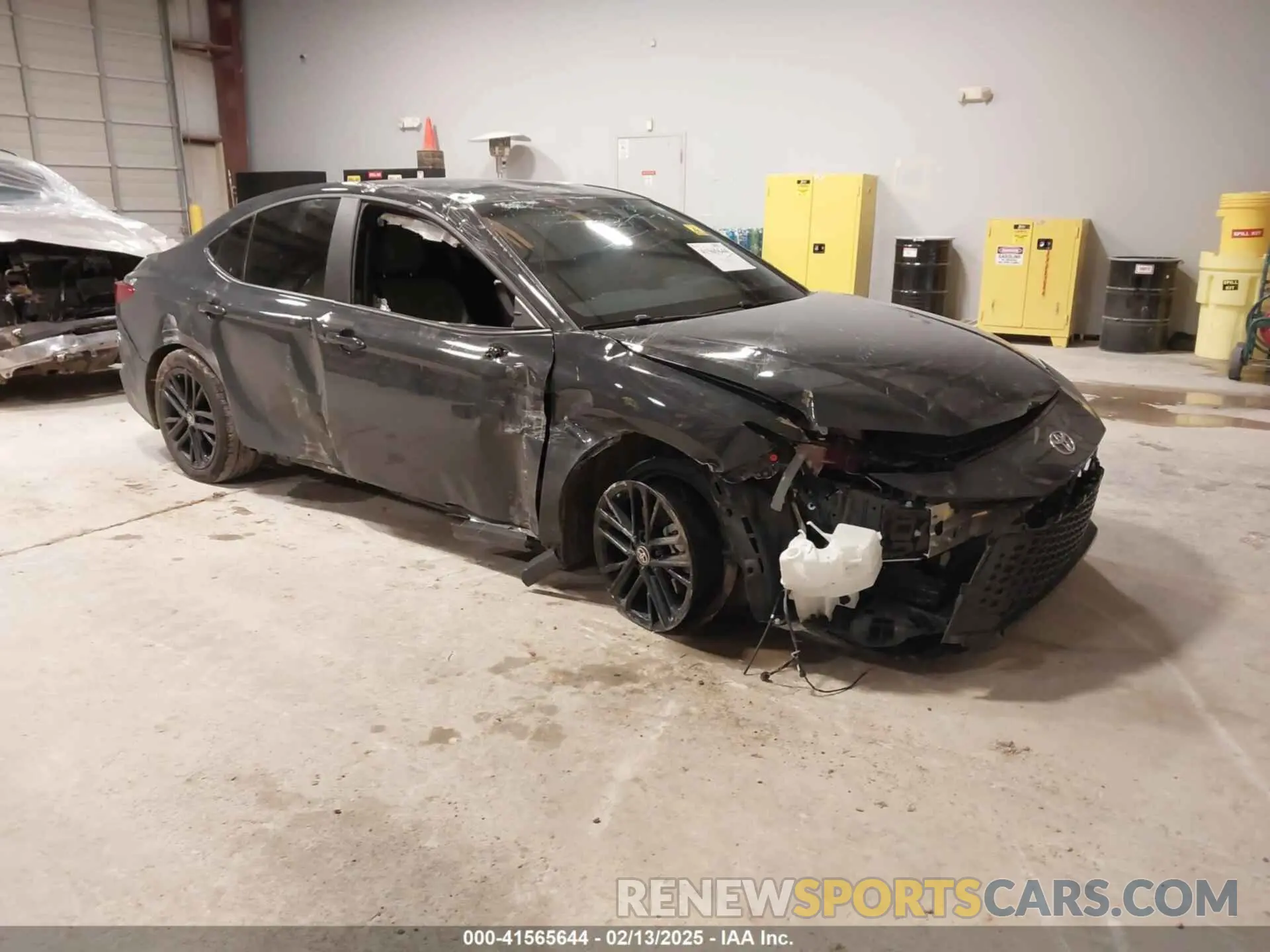 1 Photograph of a damaged car 4T1DAACKXSU548399 TOYOTA CAMRY 2025