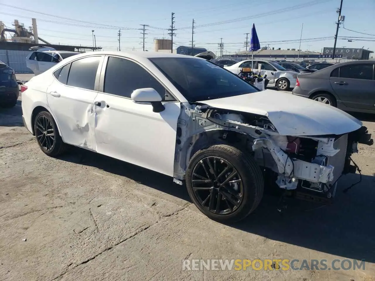 4 Photograph of a damaged car 4T1DAACKXSU563985 TOYOTA CAMRY 2025