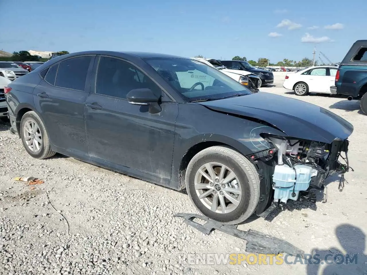 4 Photograph of a damaged car 4T1DAACKXSU564862 TOYOTA CAMRY 2025