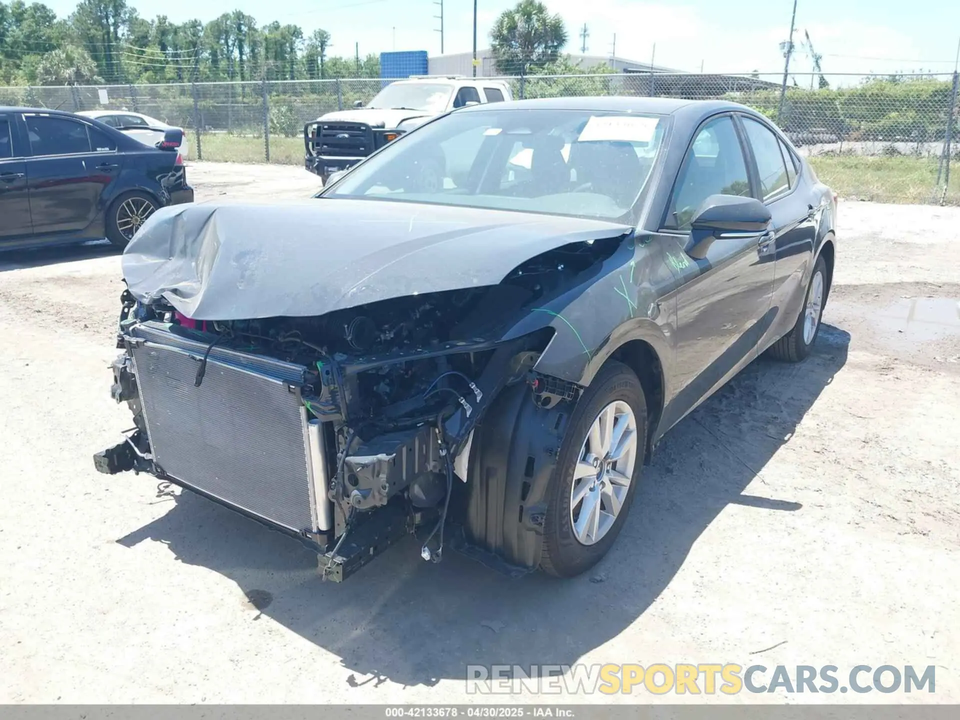 2 Photograph of a damaged car 4T1DAACKXSU573688 TOYOTA CAMRY 2025