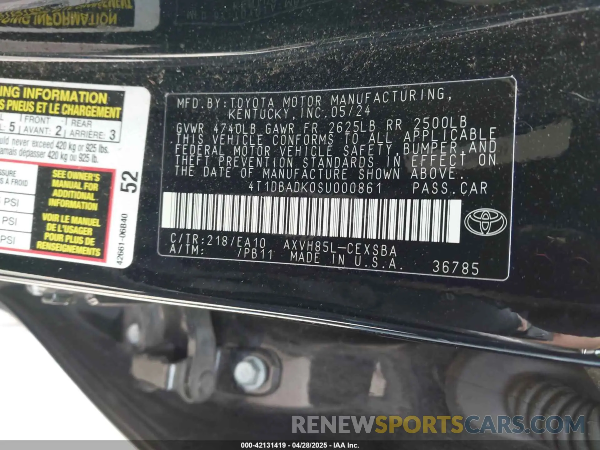9 Photograph of a damaged car 4T1DBADK0SU000861 TOYOTA CAMRY 2025