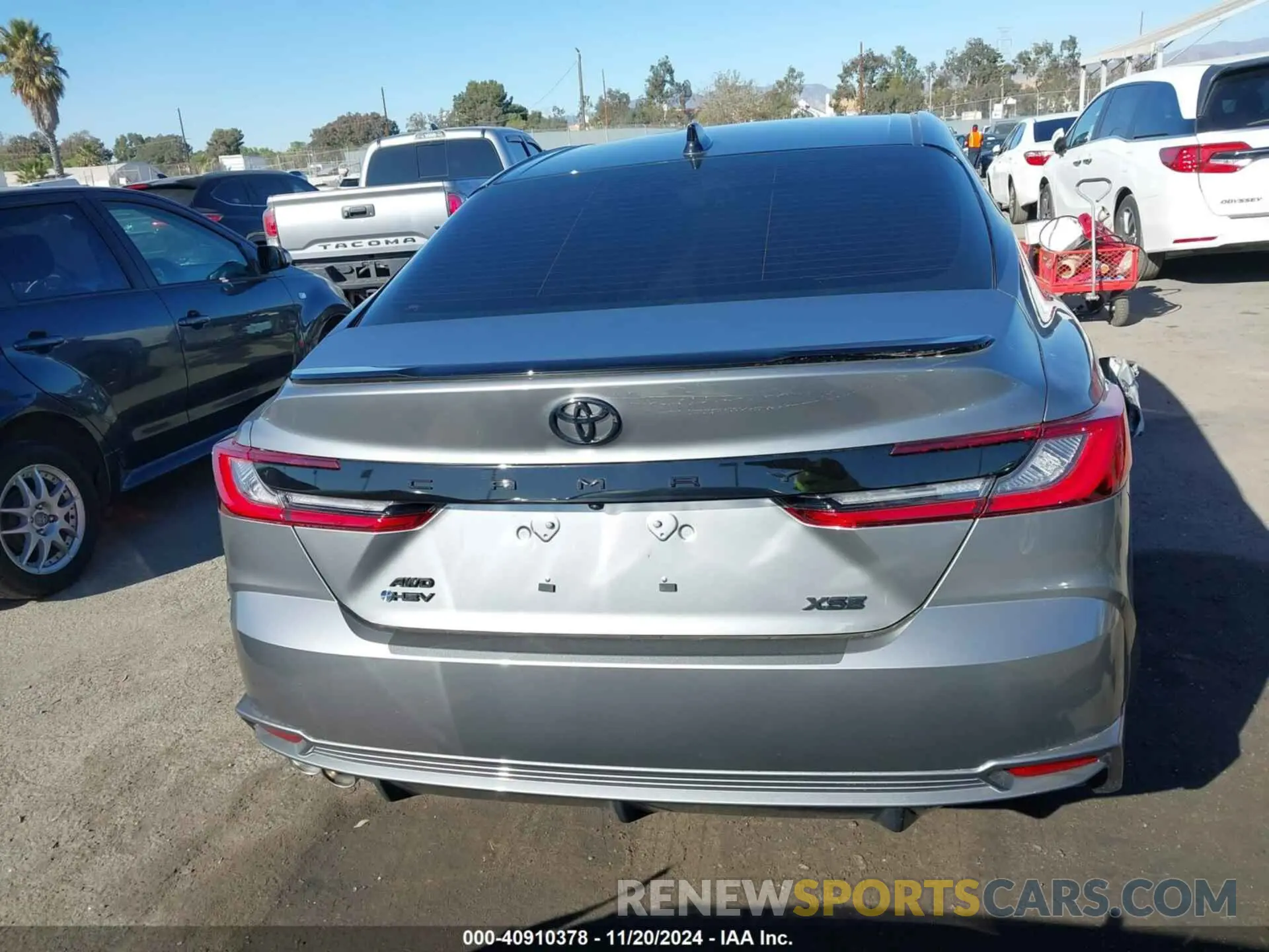 16 Photograph of a damaged car 4T1DBADK0SU511549 TOYOTA CAMRY 2025