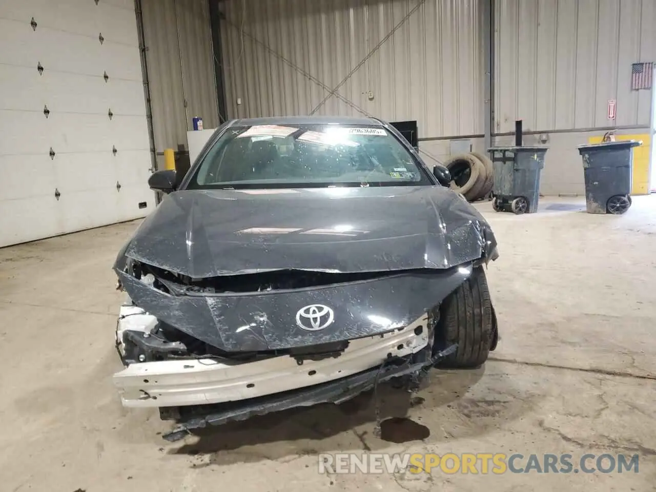 5 Photograph of a damaged car 4T1DBADK0SU518503 TOYOTA CAMRY 2025