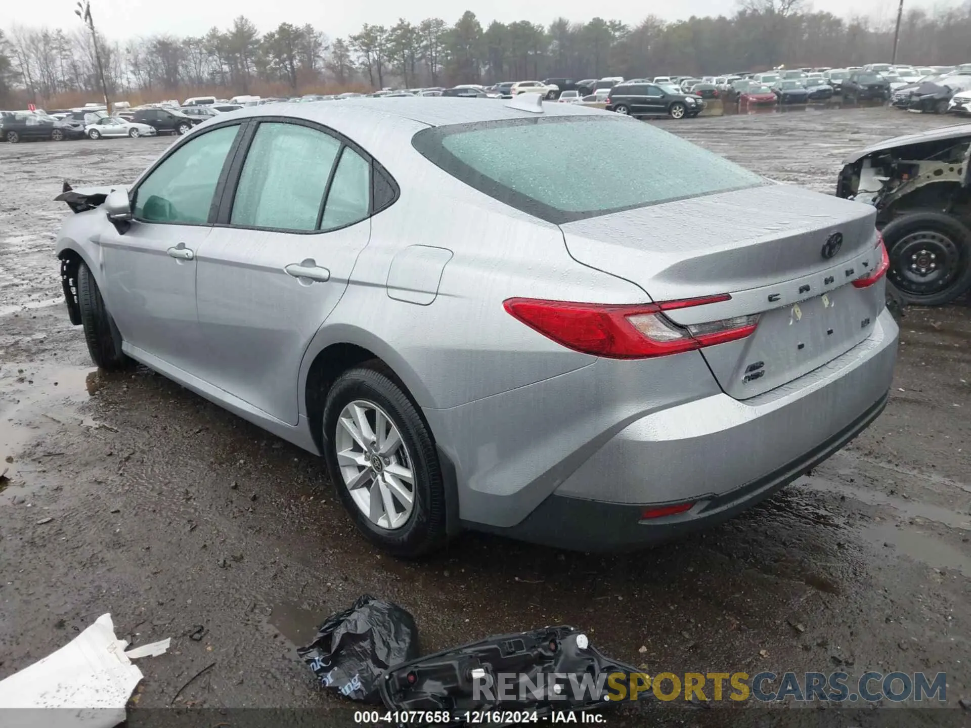 3 Photograph of a damaged car 4T1DBADK1SU514797 TOYOTA CAMRY 2025