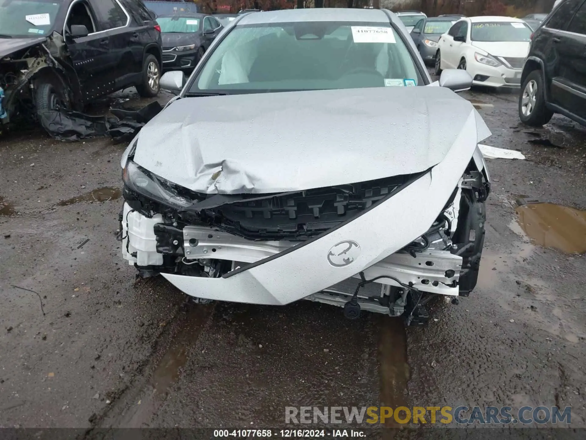 6 Photograph of a damaged car 4T1DBADK1SU514797 TOYOTA CAMRY 2025