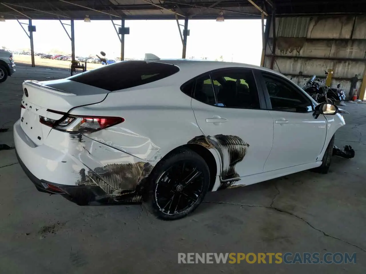 3 Photograph of a damaged car 4T1DBADK1SU519045 TOYOTA CAMRY 2025
