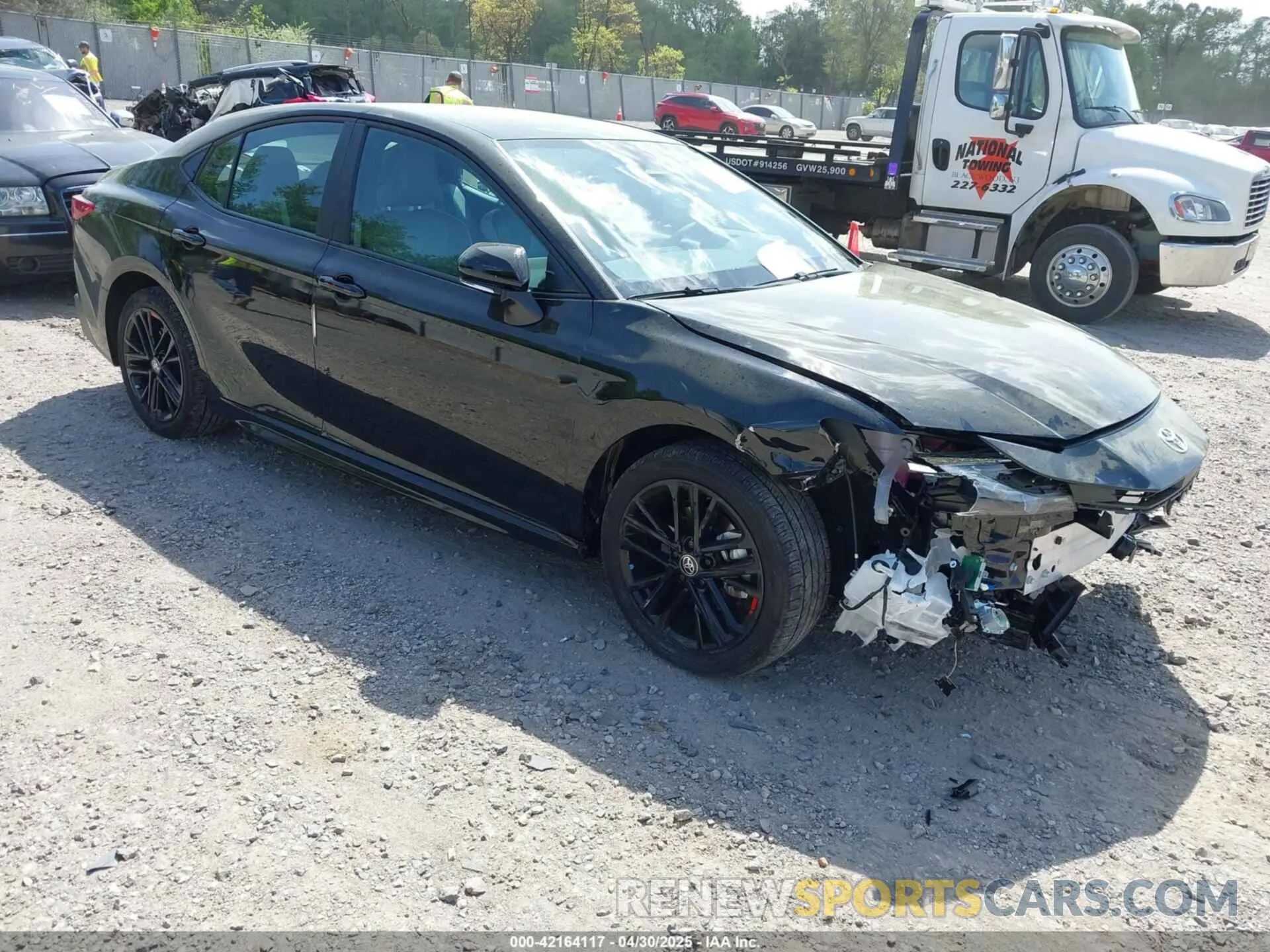 1 Photograph of a damaged car 4T1DBADK1SU520972 TOYOTA CAMRY 2025