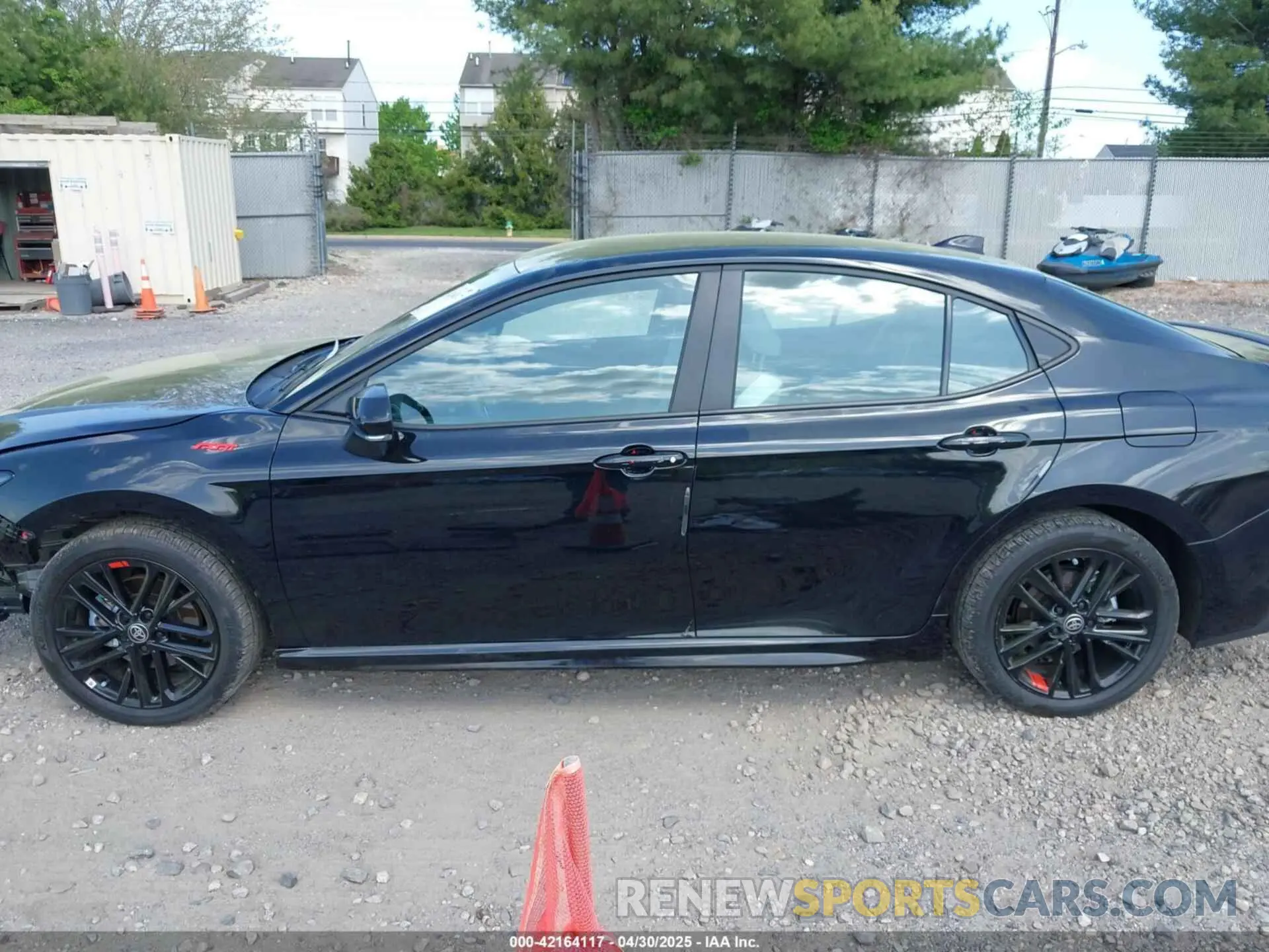 14 Photograph of a damaged car 4T1DBADK1SU520972 TOYOTA CAMRY 2025