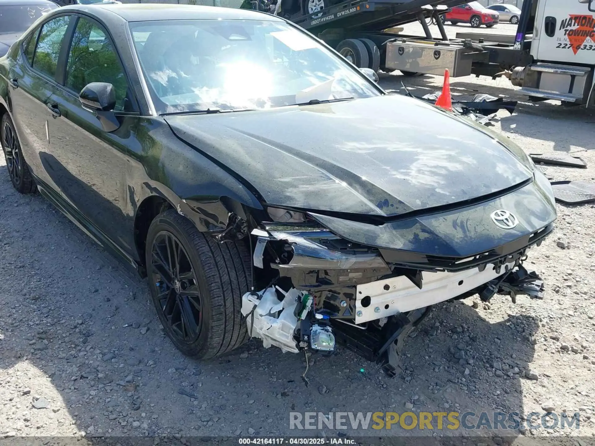6 Photograph of a damaged car 4T1DBADK1SU520972 TOYOTA CAMRY 2025