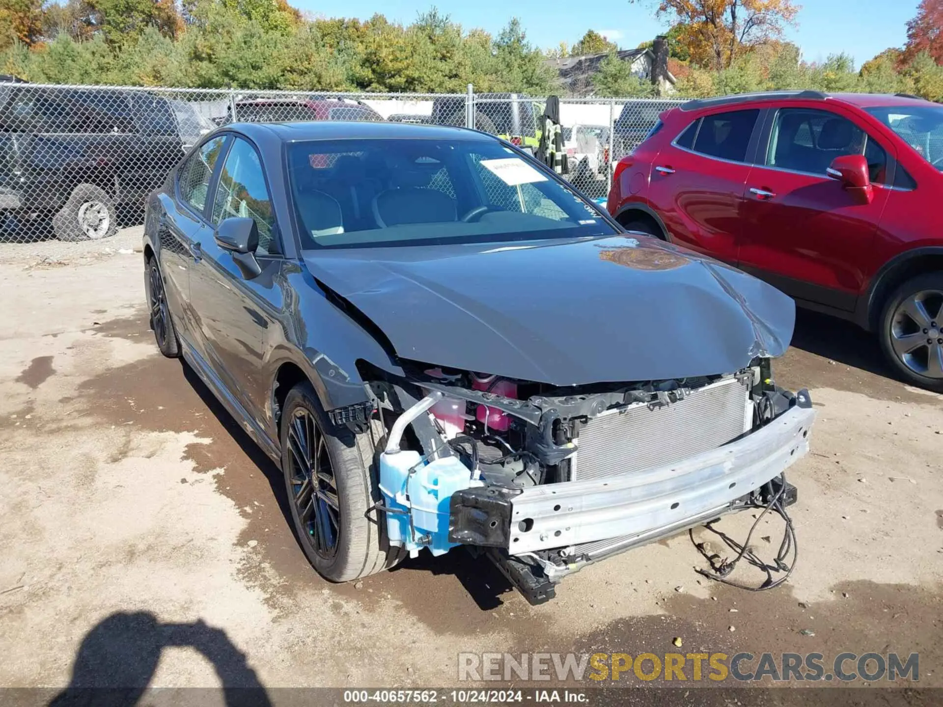1 Photograph of a damaged car 4T1DBADK2SU505056 TOYOTA CAMRY 2025