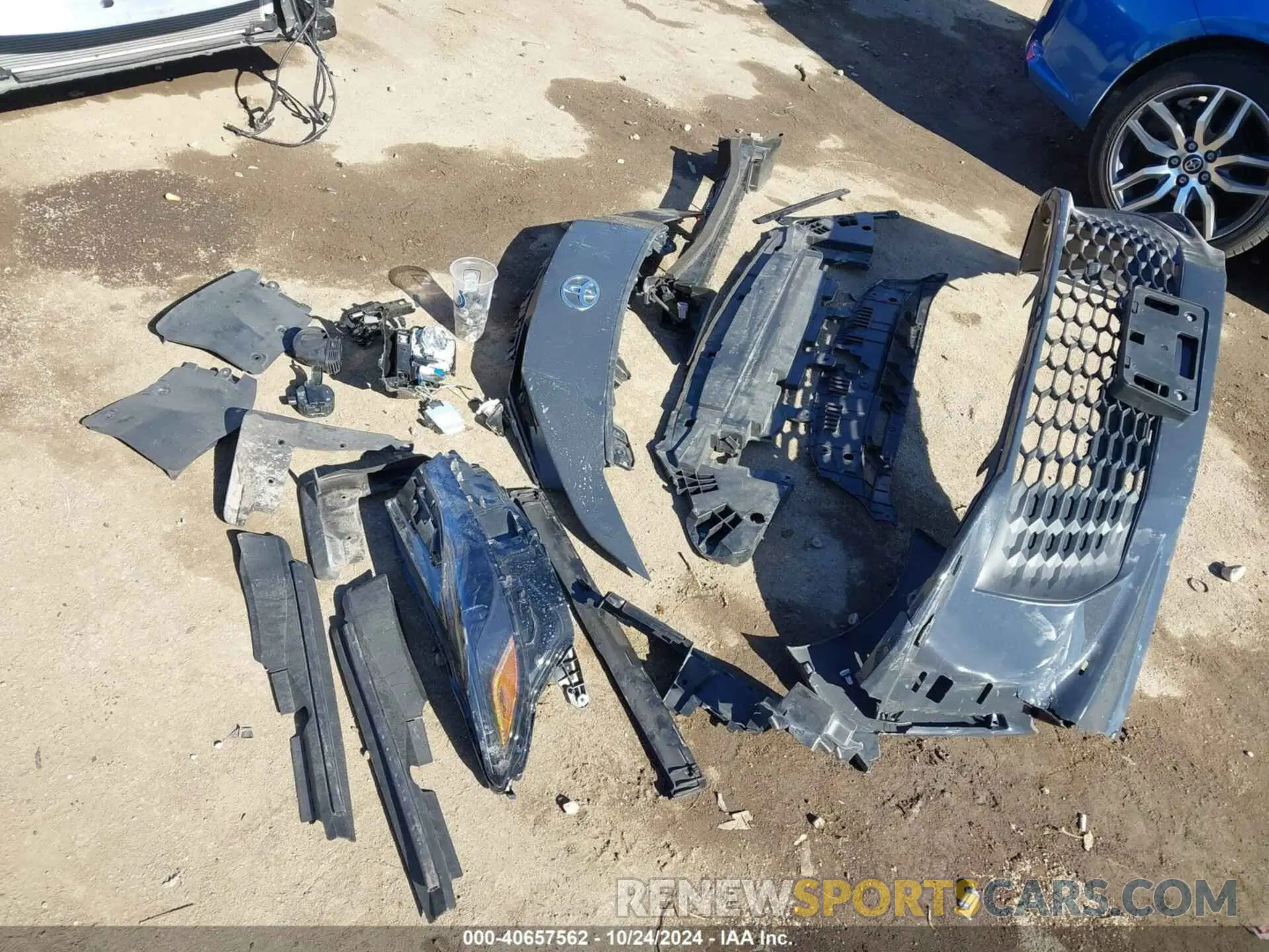 12 Photograph of a damaged car 4T1DBADK2SU505056 TOYOTA CAMRY 2025