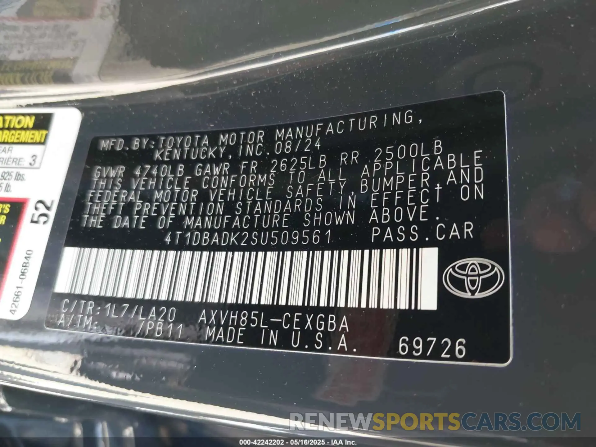 9 Photograph of a damaged car 4T1DBADK2SU509561 TOYOTA CAMRY 2025