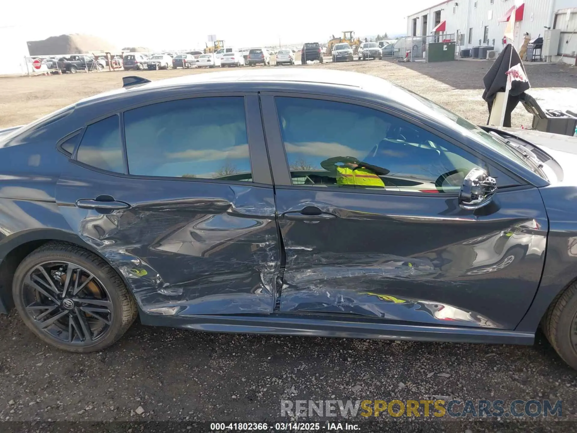 14 Photograph of a damaged car 4T1DBADK2SU521774 TOYOTA CAMRY 2025