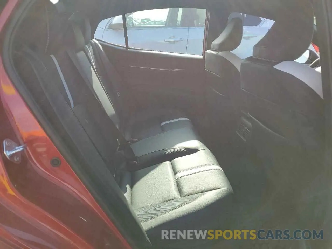 10 Photograph of a damaged car 4T1DBADK3SU015225 TOYOTA CAMRY 2025