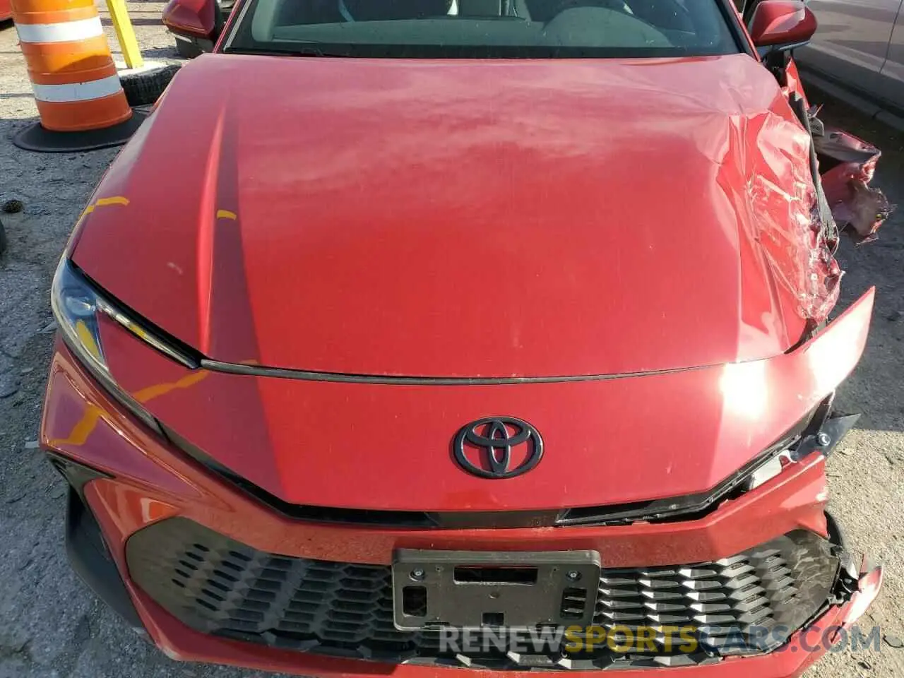 11 Photograph of a damaged car 4T1DBADK3SU015225 TOYOTA CAMRY 2025