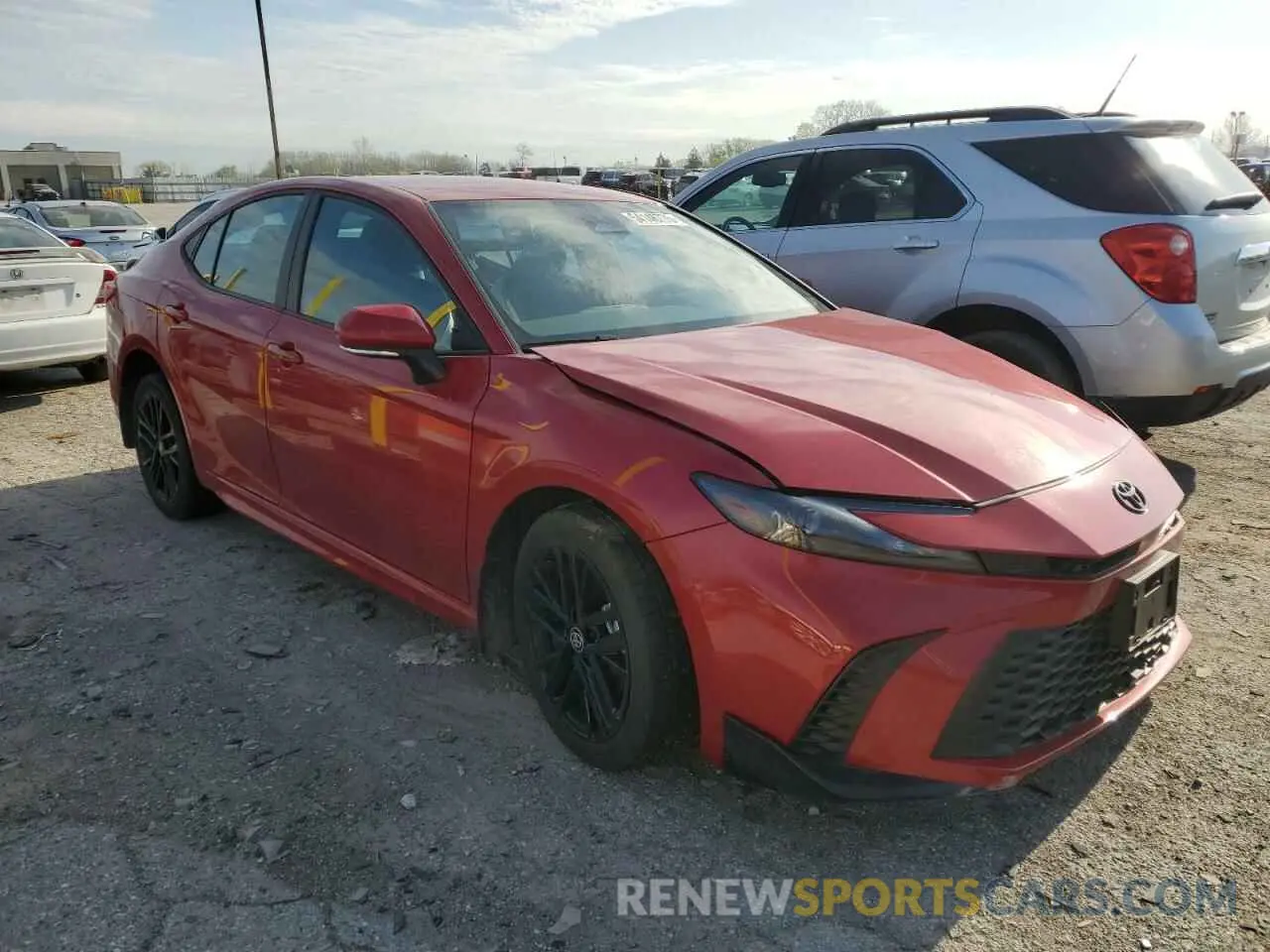 4 Photograph of a damaged car 4T1DBADK3SU015225 TOYOTA CAMRY 2025