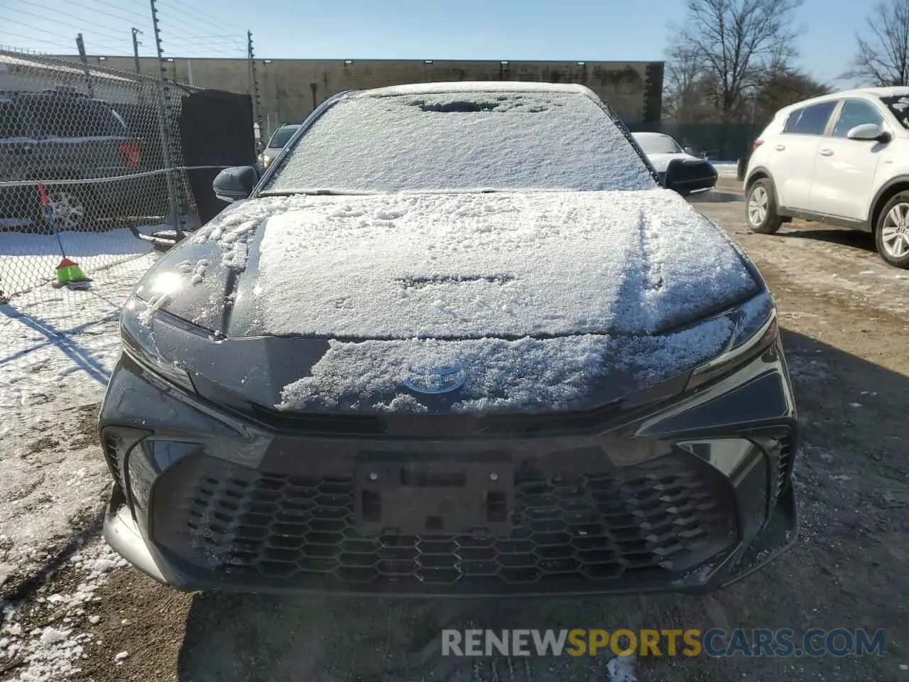 5 Photograph of a damaged car 4T1DBADK3SU018044 TOYOTA CAMRY 2025