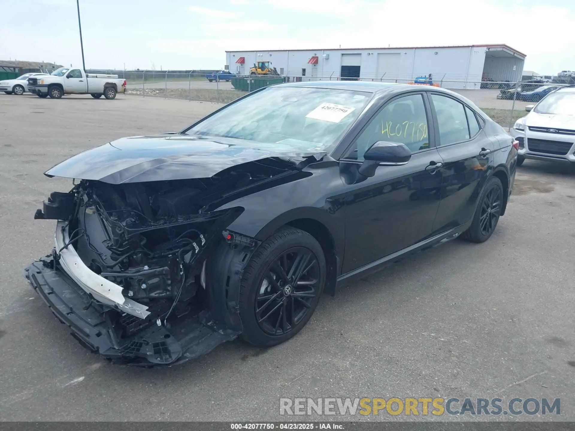 2 Photograph of a damaged car 4T1DBADK3SU506409 TOYOTA CAMRY 2025