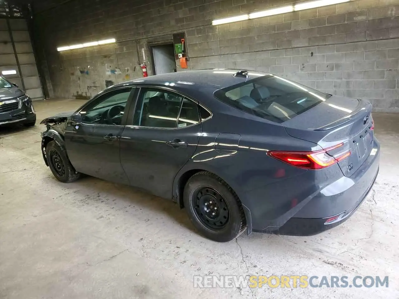 2 Photograph of a damaged car 4T1DBADK4SU001012 TOYOTA CAMRY 2025