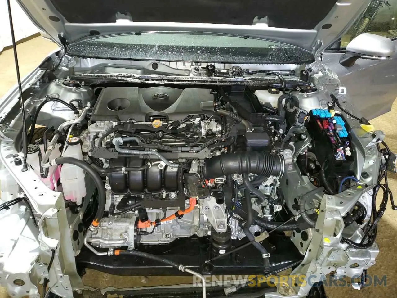 11 Photograph of a damaged car 4T1DBADK4SU011300 TOYOTA CAMRY 2025