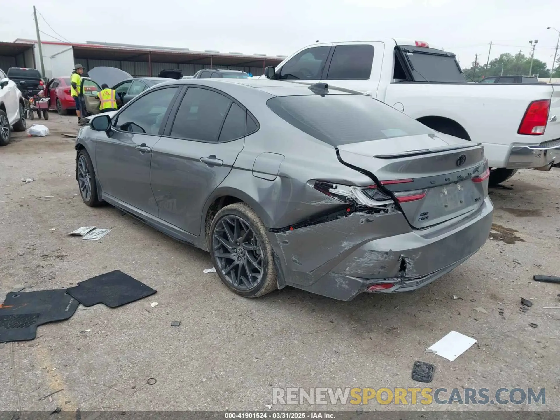 3 Photograph of a damaged car 4T1DBADK4SU514096 TOYOTA CAMRY 2025