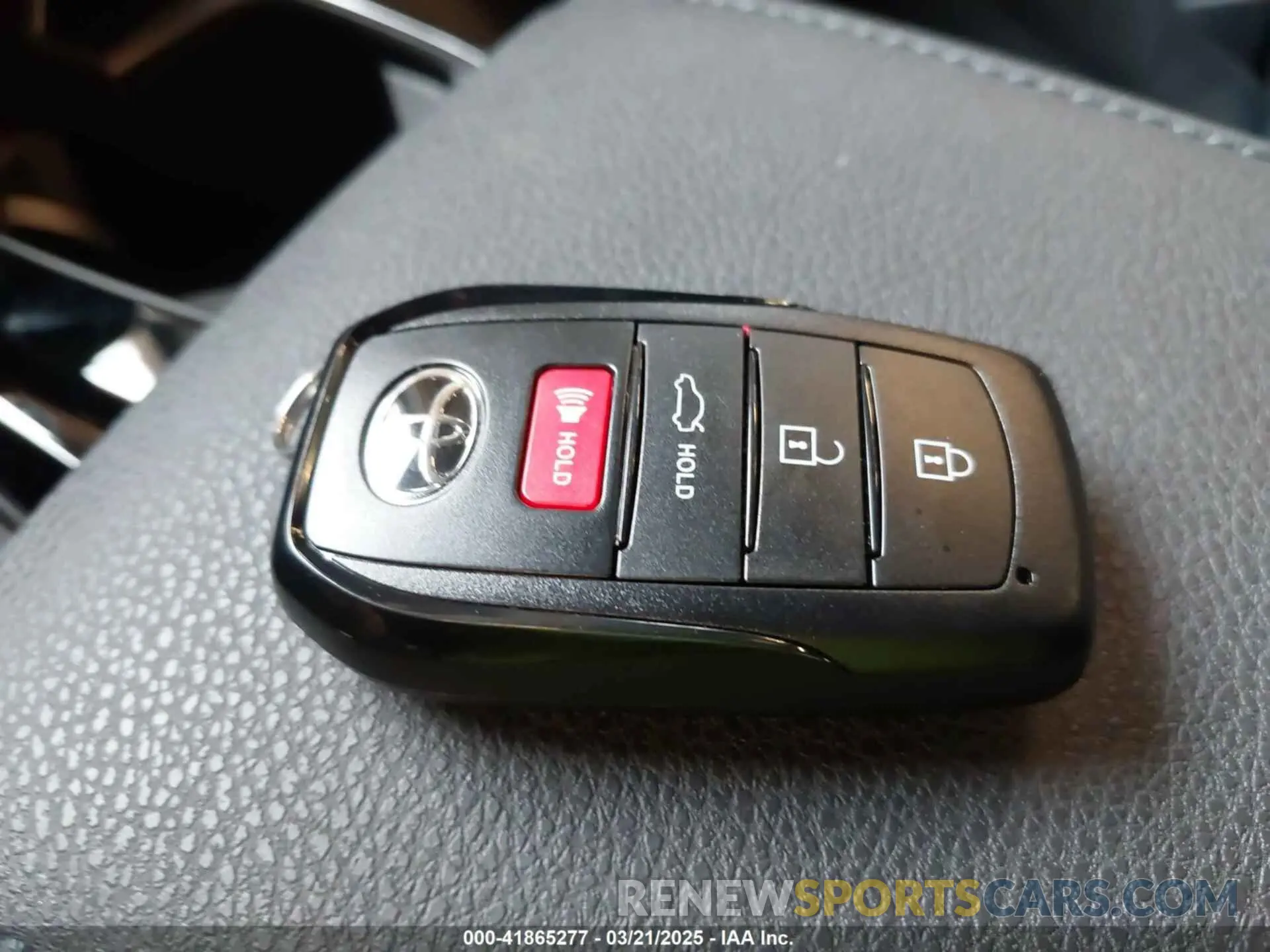 11 Photograph of a damaged car 4T1DBADK4SU520156 TOYOTA CAMRY 2025