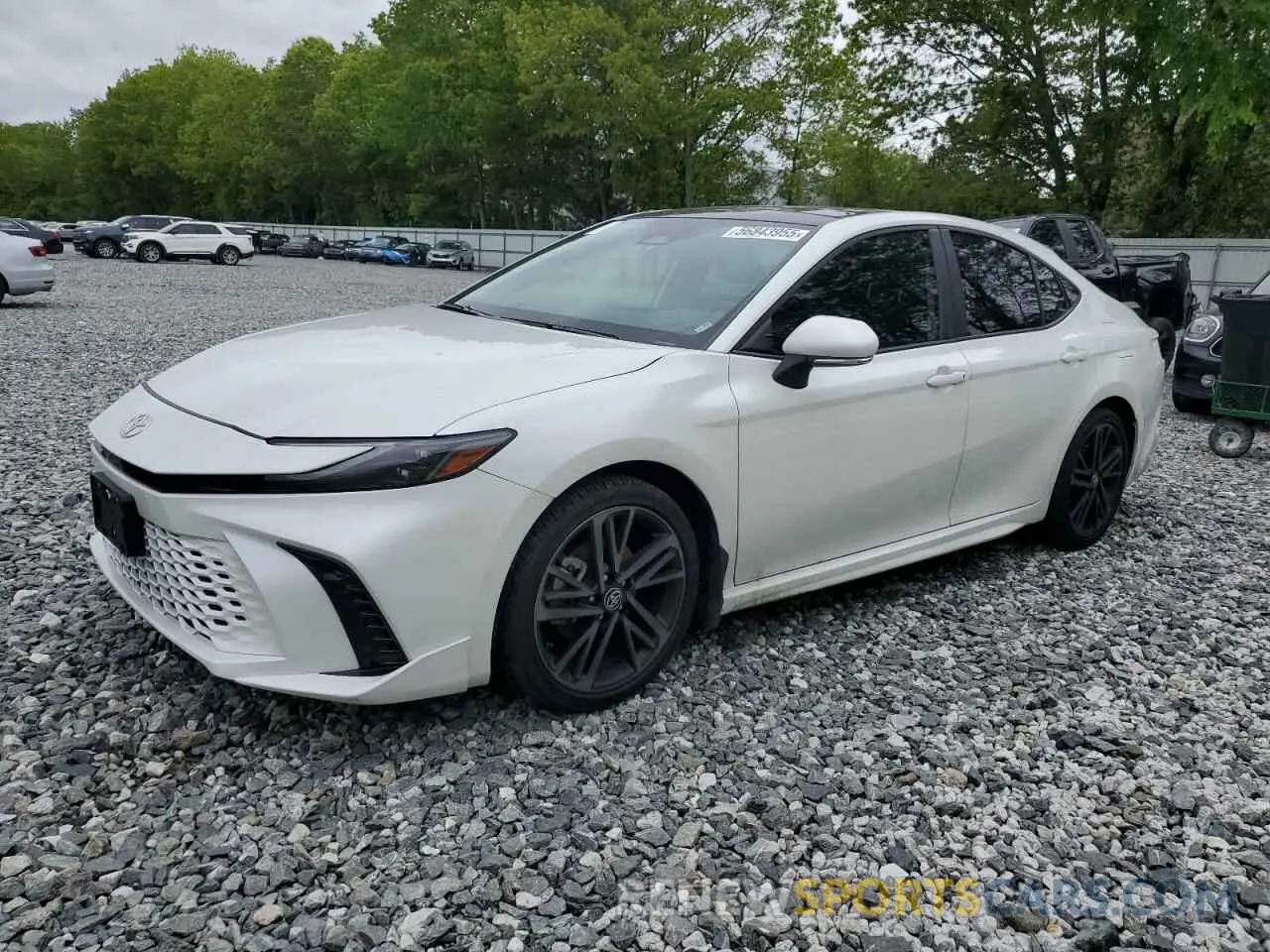 1 Photograph of a damaged car 4T1DBADK5SU005683 TOYOTA CAMRY 2025