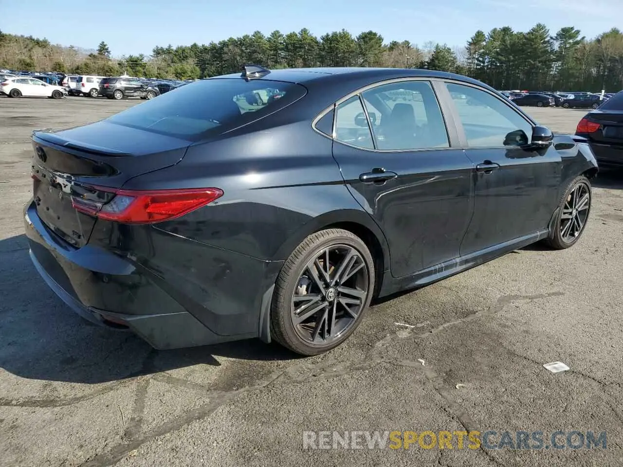 3 Photograph of a damaged car 4T1DBADK5SU015503 TOYOTA CAMRY 2025