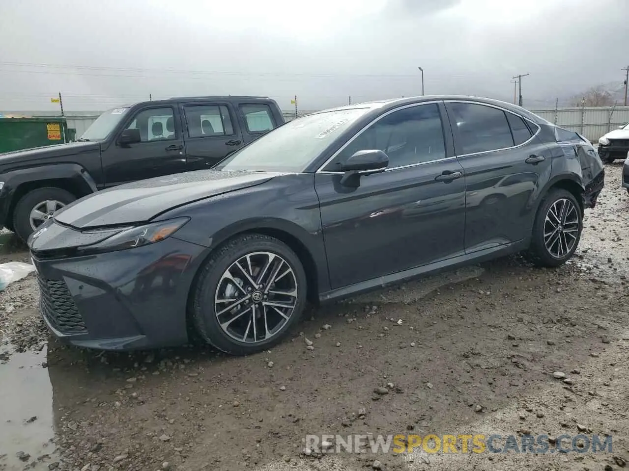 1 Photograph of a damaged car 4T1DBADK5SU019065 TOYOTA CAMRY 2025
