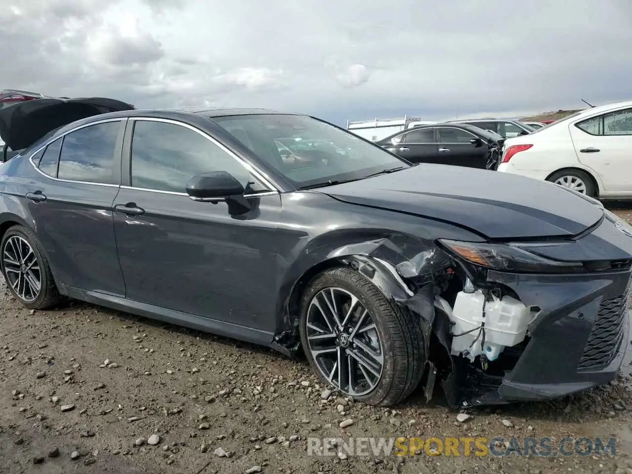 4 Photograph of a damaged car 4T1DBADK5SU019065 TOYOTA CAMRY 2025