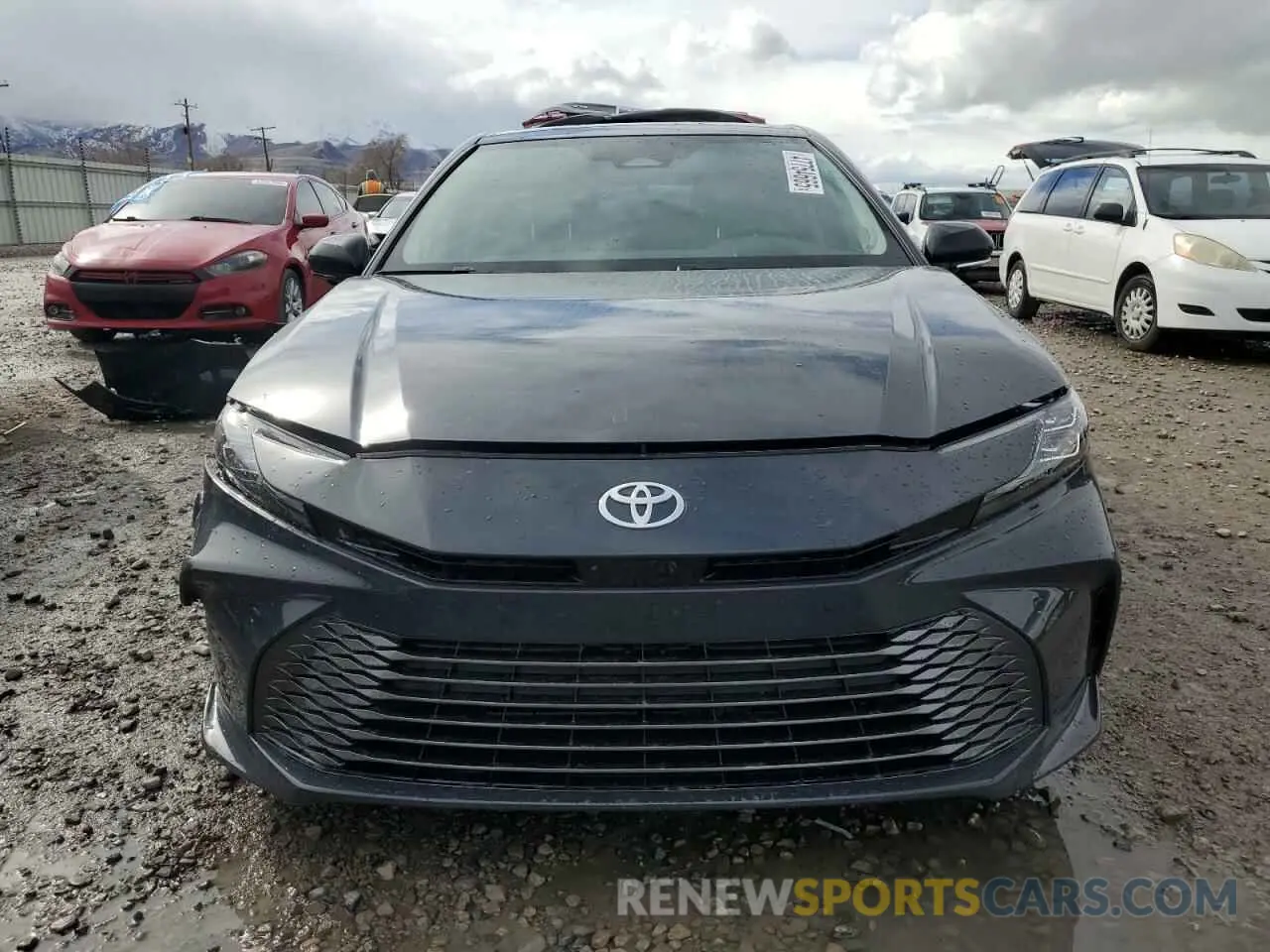 5 Photograph of a damaged car 4T1DBADK5SU019065 TOYOTA CAMRY 2025