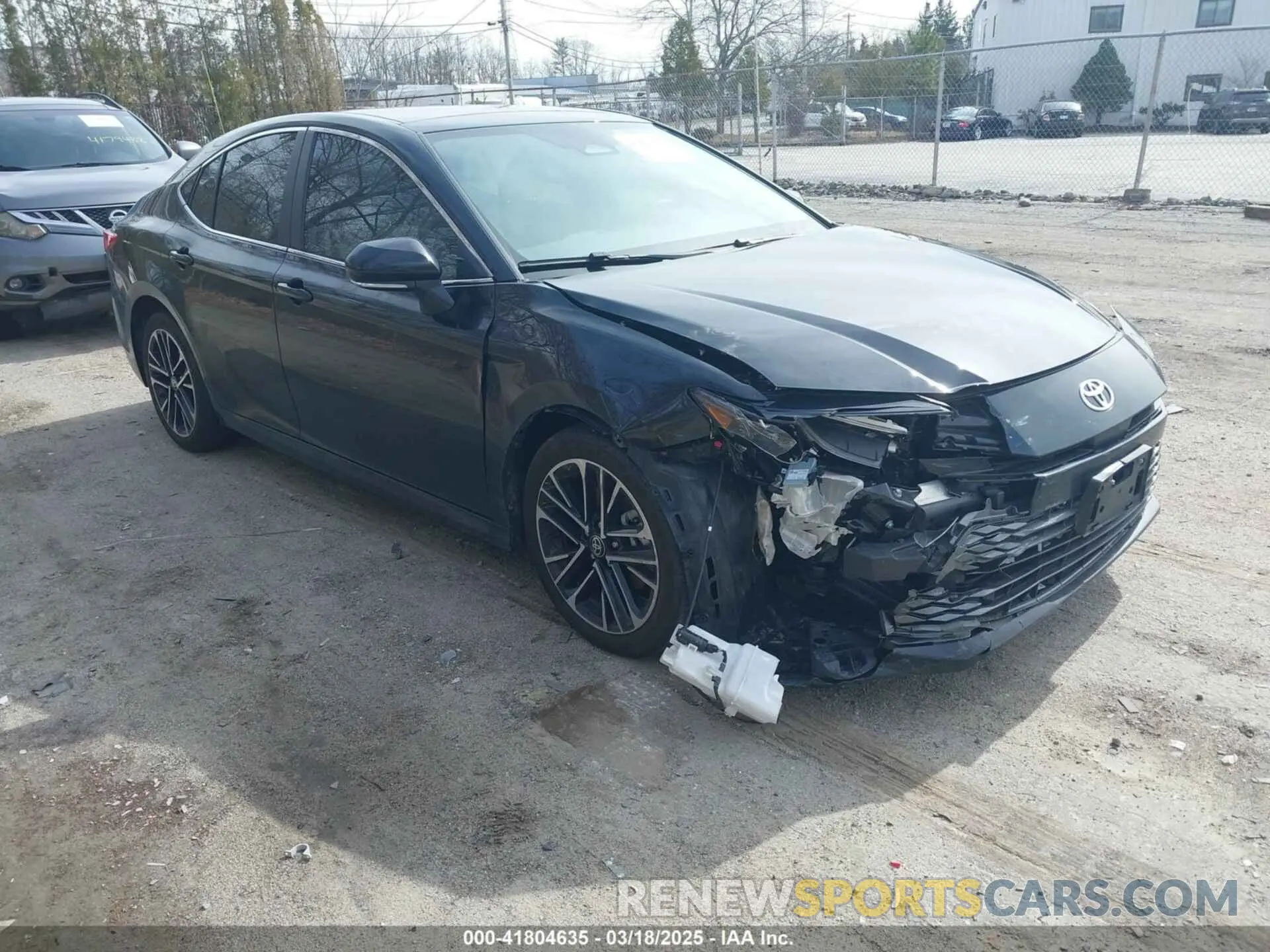 1 Photograph of a damaged car 4T1DBADK5SU502197 TOYOTA CAMRY 2025