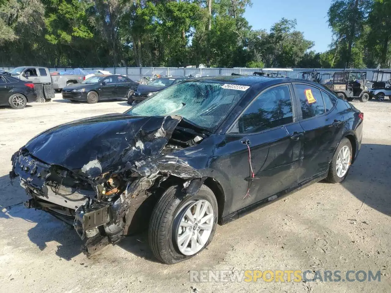 1 Photograph of a damaged car 4T1DBADK5SU502605 TOYOTA CAMRY 2025