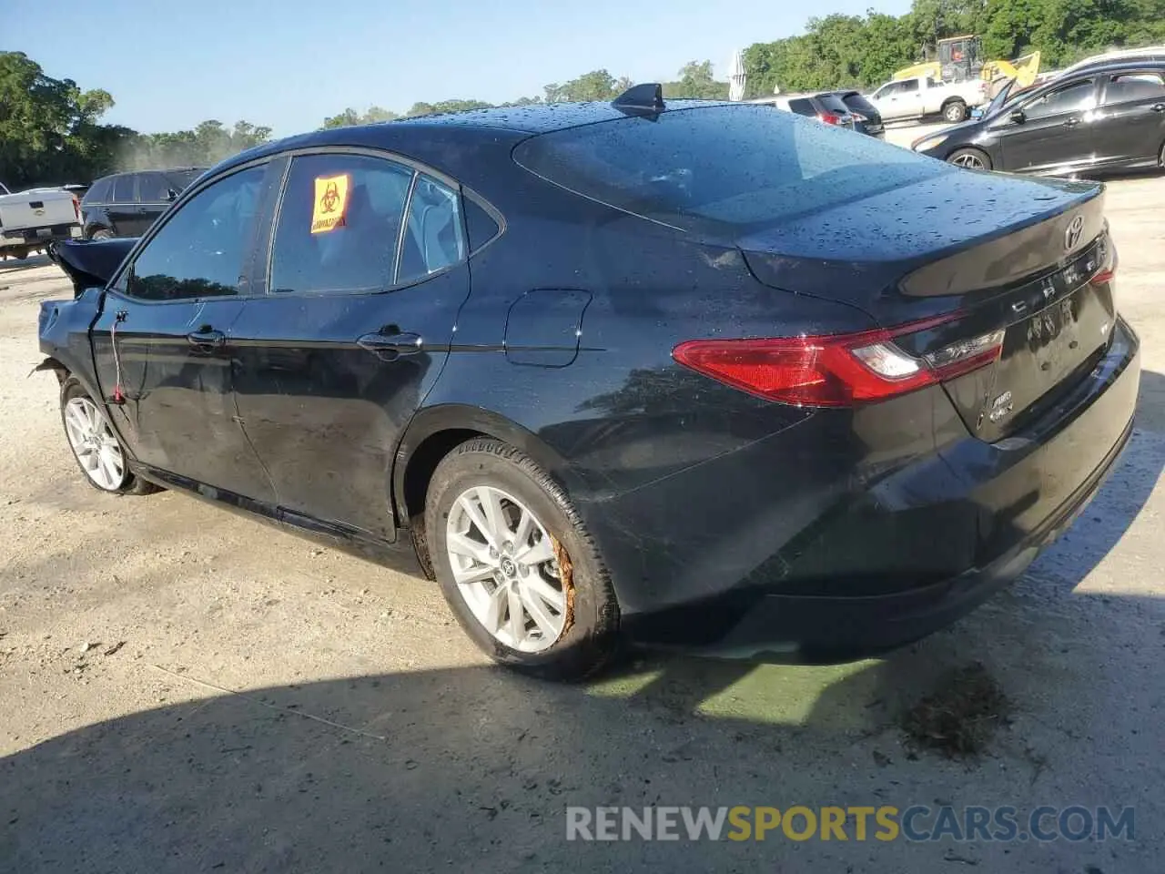 2 Photograph of a damaged car 4T1DBADK5SU502605 TOYOTA CAMRY 2025